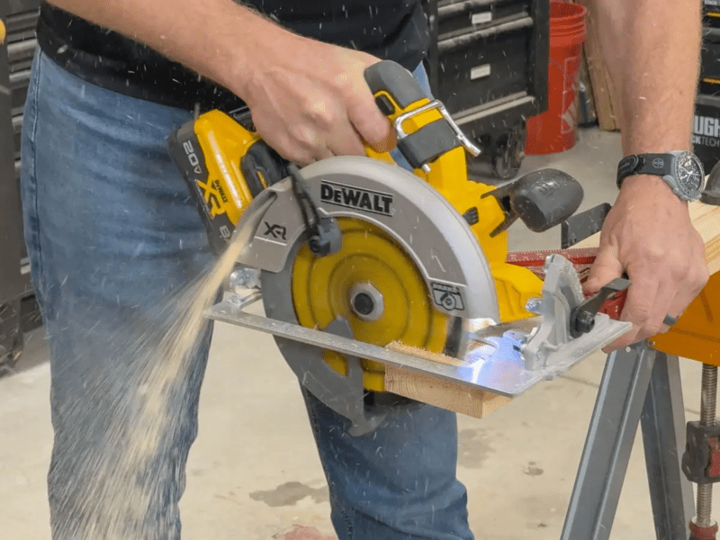 DeWalt DCS590