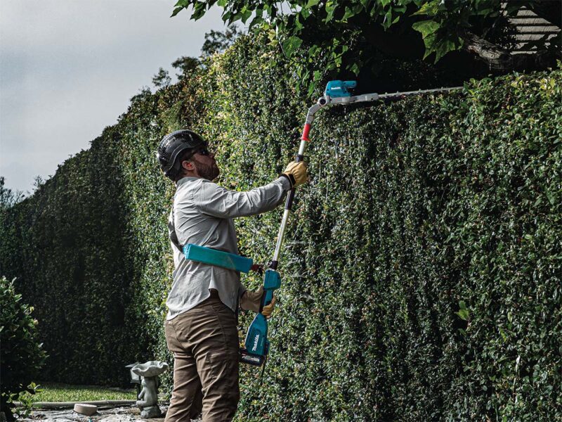 Makita XGT Articulating Hedge Trimmer