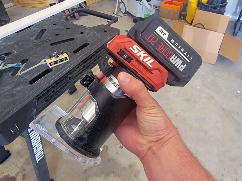 Skil PWRCore 20 Compact Router Profile