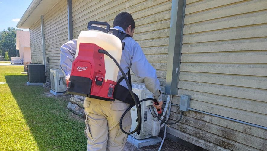 Milwaukee M18 Switch Tank Backpack Sprayer