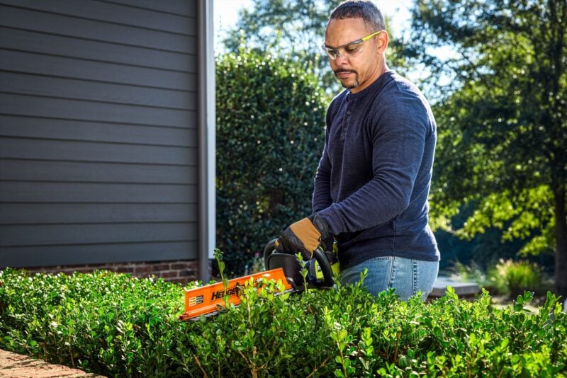 Ryobi Hedge Trimmer with sweeper