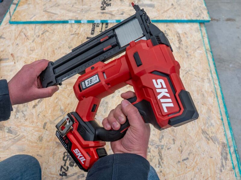 Skil PWRCore 20 18-Gauge Brad Nailer