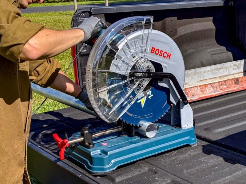 Bosch 18V Cordless Dry Cut Saw Cutting