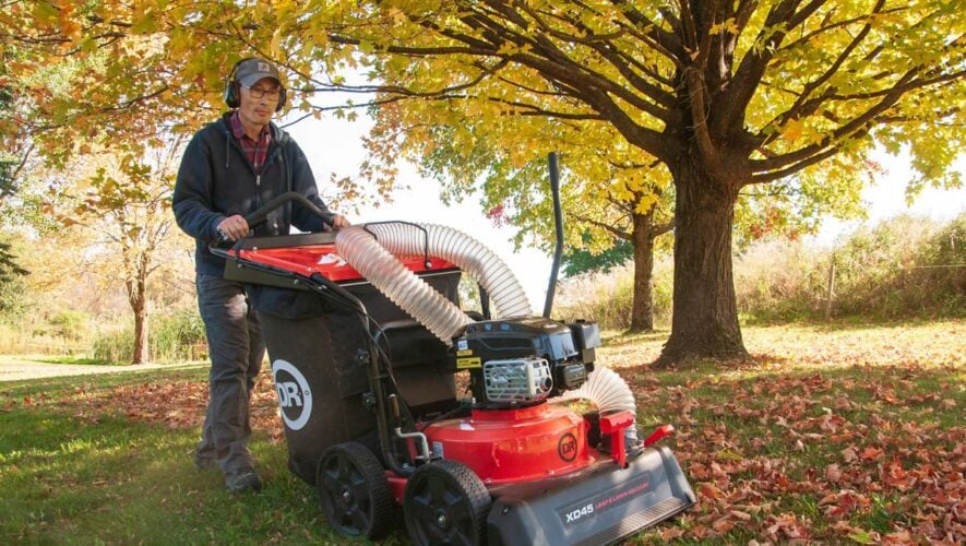DR XD45 Commercial Leaf and Lawn Vacuum