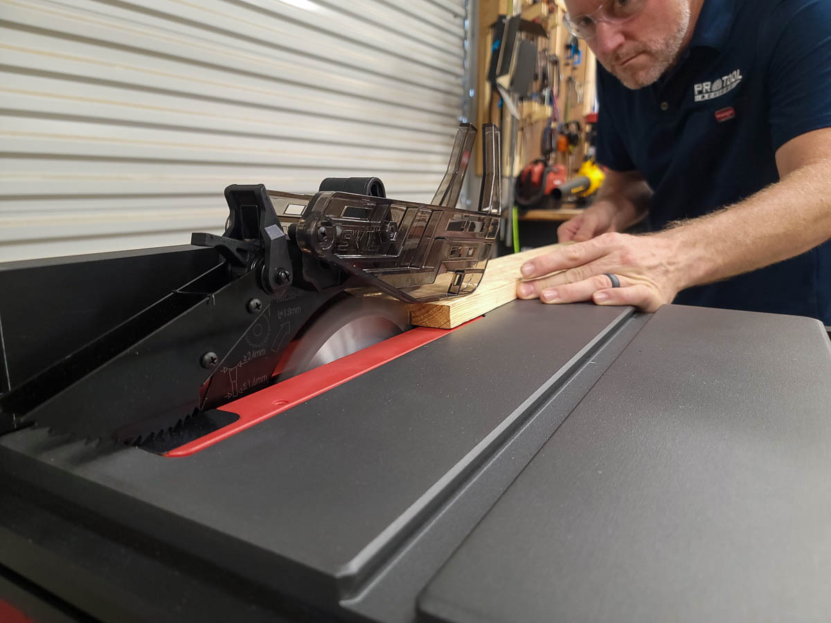 Skil 8 1/4-Inch Table Saw