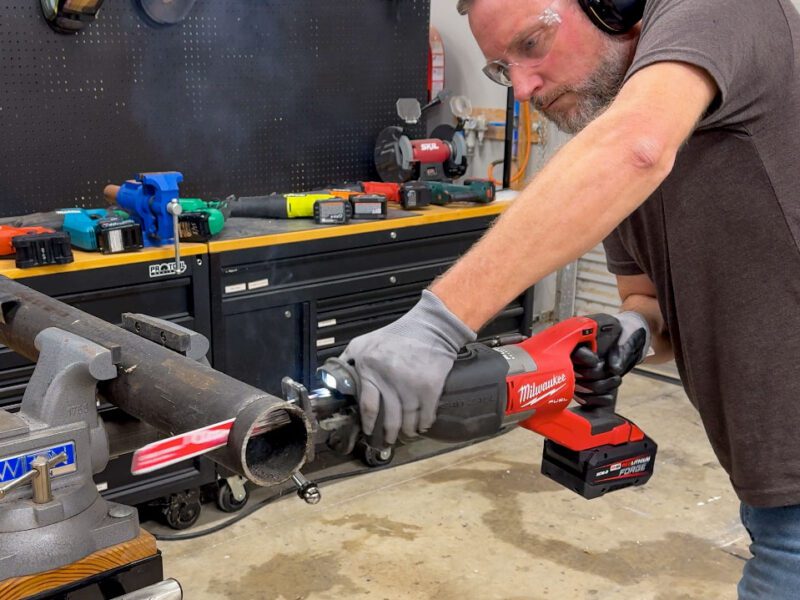 Best Cordless Reciprocating Saw Cast Iron Pipe Test