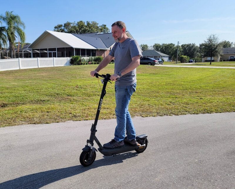 NAVEE GT3 Max Scooter