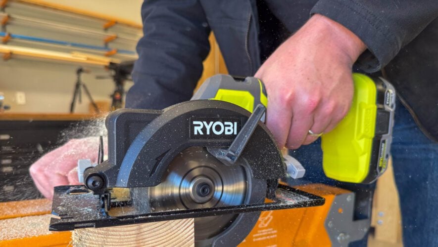 Ryobi 18V 4 1-2-Inch Circular Saw PCL400