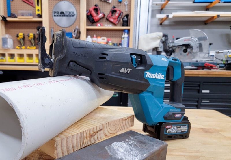 Makita 40V Cordless Reciprocating Saw Profile
